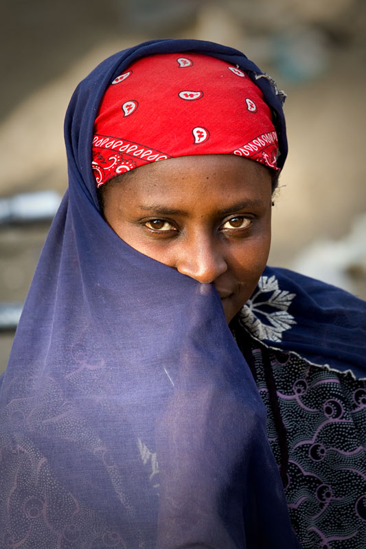 196   Young woman at the Robe Market   Ethiopia